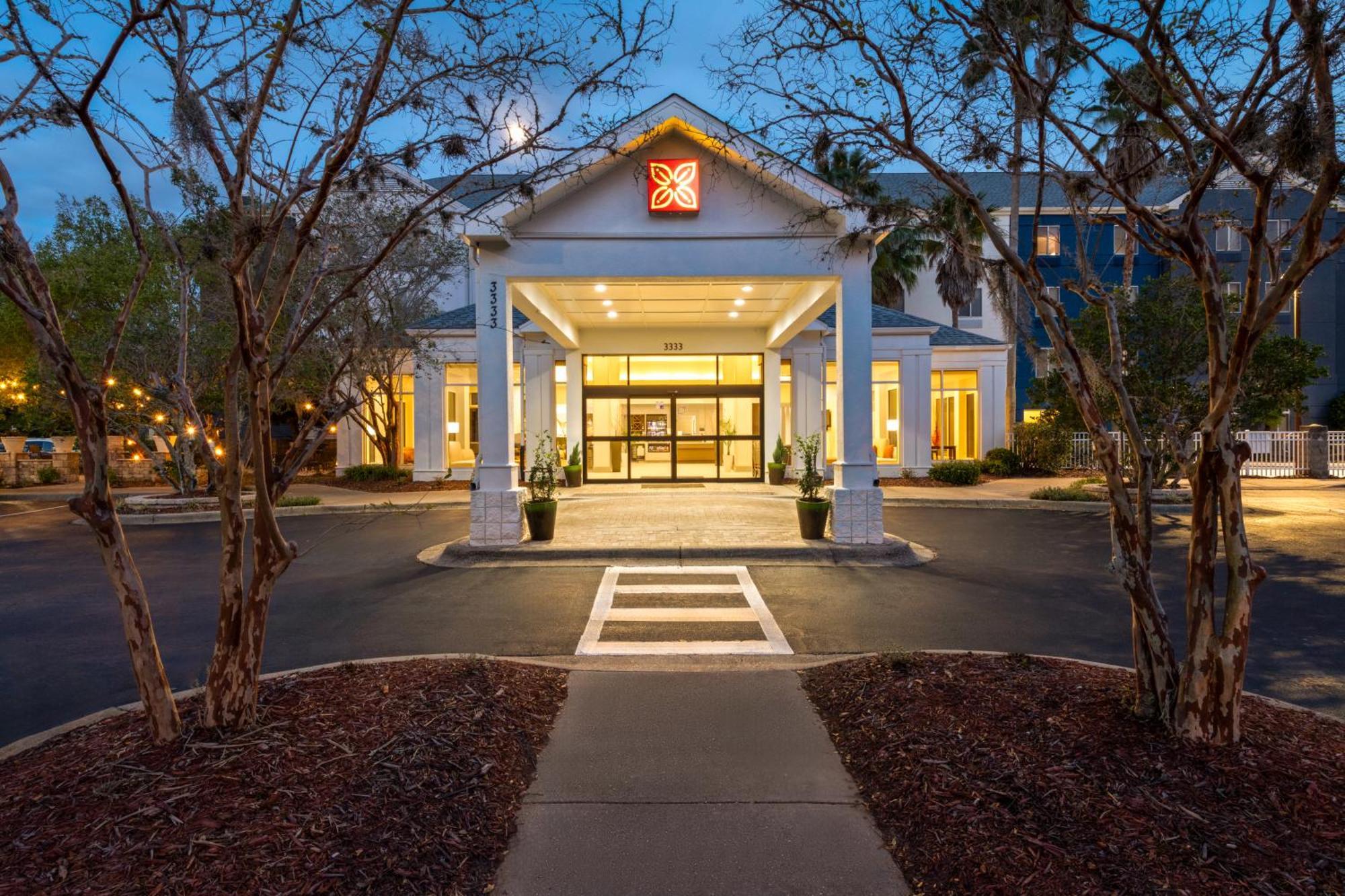 Hilton Garden Inn Tallahassee Exterior photo